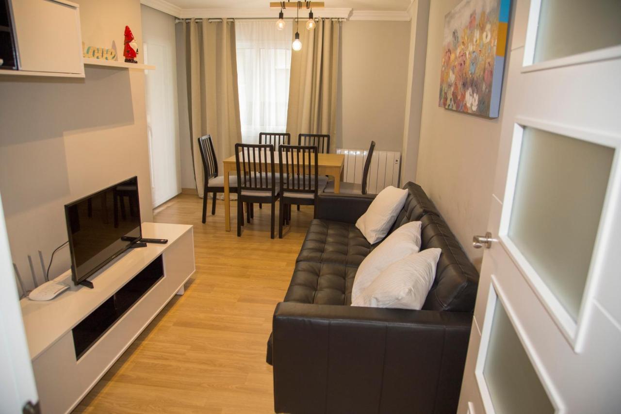 Apartamento Reus 2 - Parking Gratuito Exterior photo